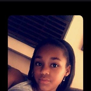 Meet your Posher, Dariana